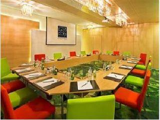 كورب إن ديرة فندق 5*